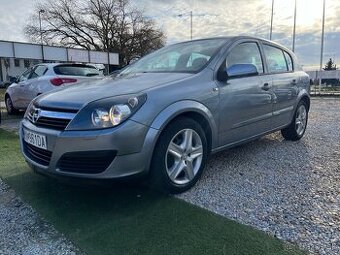 Opel Astra 1.6 benzín, 77kW, MT/5, rok:09.2006.