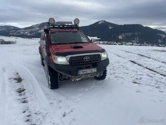 Toyota Hilux - 1