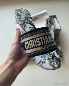 Christian Dior letné šľapky