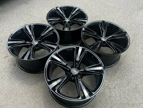 ORIGINAL AUDI Q8 DISKY 5x112 R21 BLACK - 1