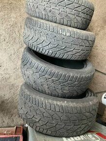 Predám zimné pneumatiky 225/45 R17 94 V