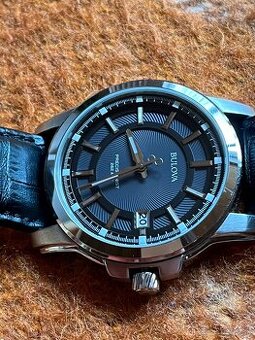 Bulova Precisionist