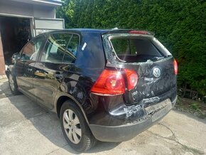 Golf 5 1.6 benzin - 1