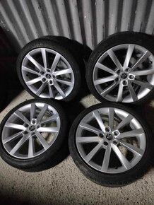 4ks alu disky orig. Škoda 5x112 R18 pneu 225/40 r18