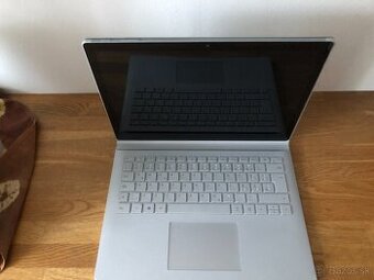 Surface BOOK II 256GB + GeForce GTX1050 2GB