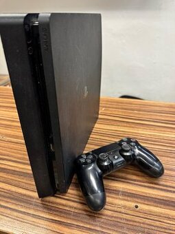 PS4 Slim