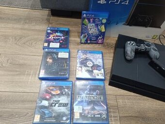 Predám hernú konzolu playstation 4 + kamera