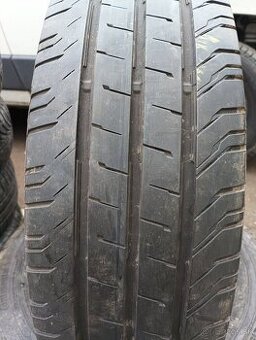 215/60R17C