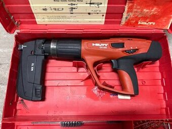 Nábojová klincovačka Hilti DX460