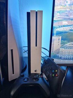 Xbox One S 1TB