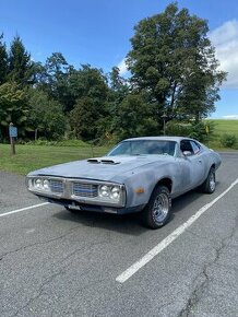 Dodge Charger 1973, 360 - V8