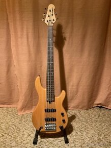 Basgitara YAMAHA BB N5