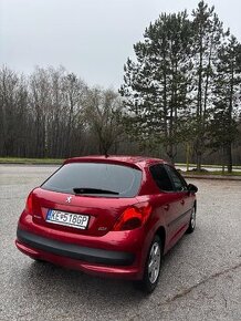 Peugeot 207 kupovaný na SK top stav