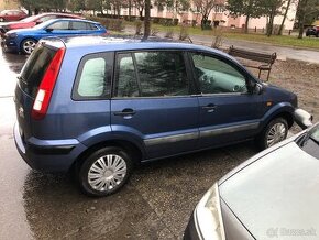 Ford Fusion 1,4 benzin