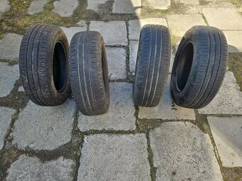 Predam letné pneu 195/65 r15