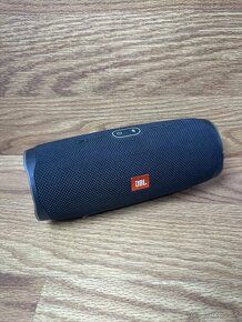 JBL Charge 4