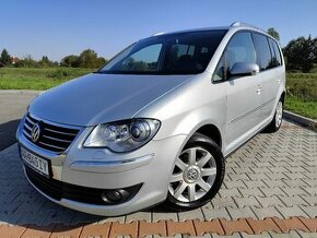 Volkswagen Touran 1.9 TDI Highline - 1