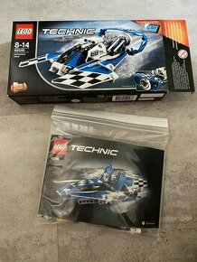 Lego technic 42045 Zavodný hydroplán