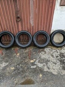 Sada zimných pneu 195/55 R16 Semperit Hankook