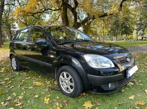 Predam Kia Rio 1,4 16V 71kw Najazd 93 000km - 1