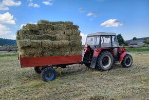 Zetor 7745 s nakladačom a SPZ