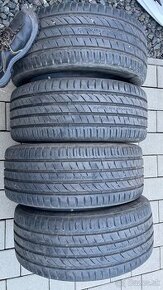 225/40R18 Letne