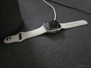 Apple watch 7 41mm starlight