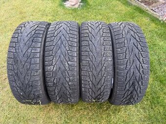 Nokian 215/65 r17