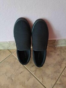 čierne slip on vel.  40 - 1