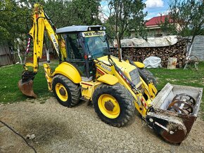 New Holland B115