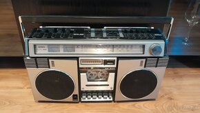 AIWA TPR-945E