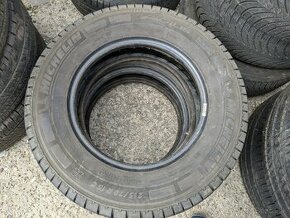 Michelin Agilis 215 70 R15 C 3ks - 1