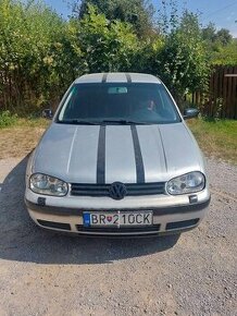 Volkswagen Golf - 1