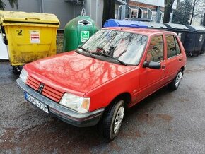 Peugeot 205d - 1