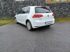 VW GOLF 7  Znížená cena z 10 500€ - 1