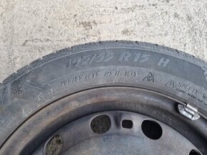 Predam zimne pneumatiky 195/55 R15