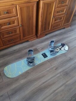 Predam snowboard UNIC,152 cm,viaz.Rage