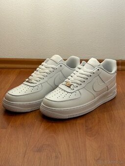 Nike Air Force 1 - Biele - 1