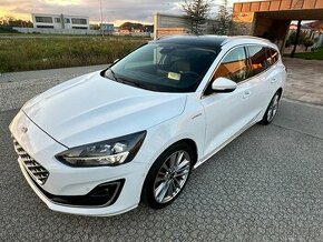 FORD FOCUS COMBI VIGNALE 2,0 TDI AUTOMAT, LED,KOZA,PANORAMA,