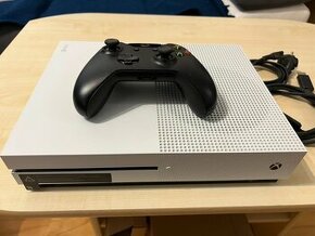 Xbox one S 500GB + ovládač - minimálne používaný