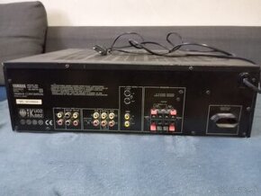 Yamaha receiver zosilňovač