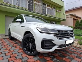 Volkswagen Touareg 3.0 TDI,210kW,R-Line 2x,80.000km, 4x4