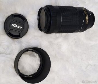 Nikon AF-S Nikkor 70-300mm f/4-5,6 G ED VR - 1