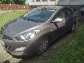 Predám Hyundai i30 alebo kupim motor Hyundai i30 r.v.2013 - 1