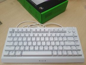 Razer BlackWidow V4 75 % mechanicka herna klavesnica