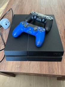 PlayStation 4 500gb + 2x ORIGINÁL ovládač