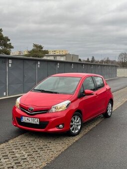 Toyota Yaris 1,3 benzín 6 st. manuál