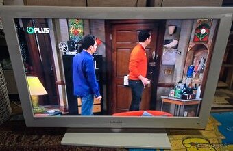 Samsung LCD TV 40"(102cm