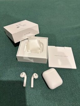 AirPods 2019