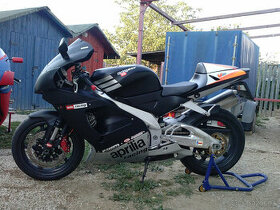 Aprilia RSV 1000